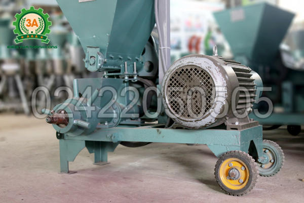 Máy Ép Cám Nổi 3A7,5 kW Cho Cá Tôm