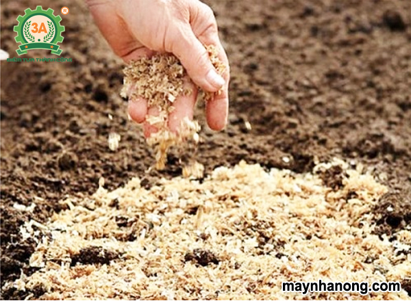 Cải tạo đất bằng mùn cưa