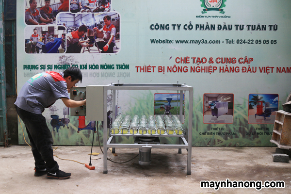 Giá máy lắc tròn